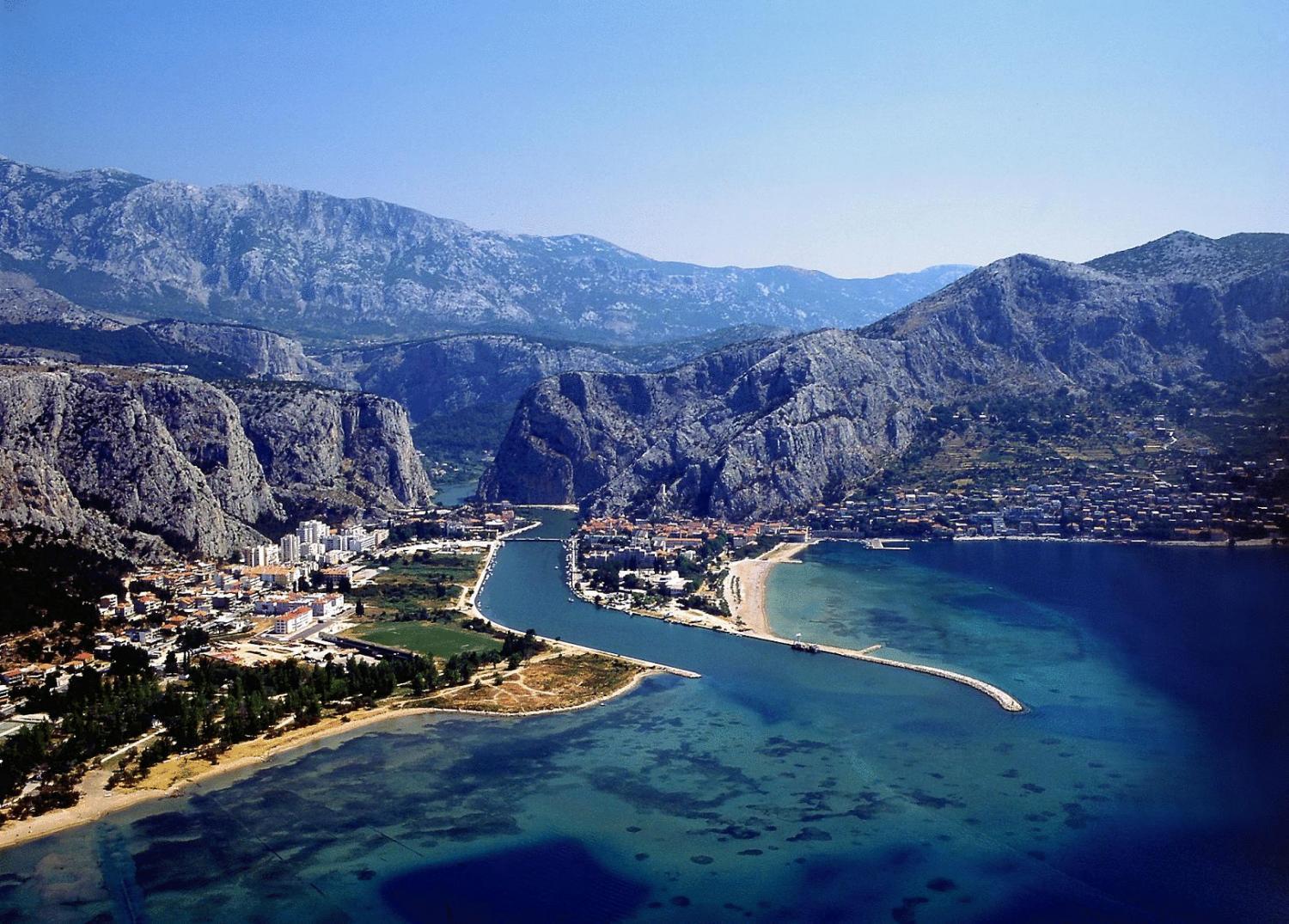 Tourist Settlement Brzet Hotel Omiš Buitenkant foto